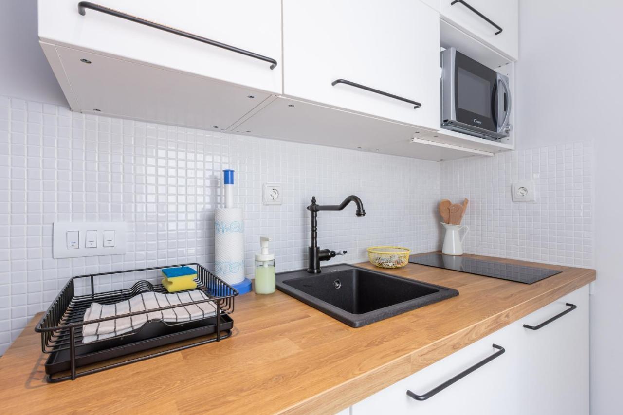 Apartments Vladan With Terrace Baska  Bagian luar foto