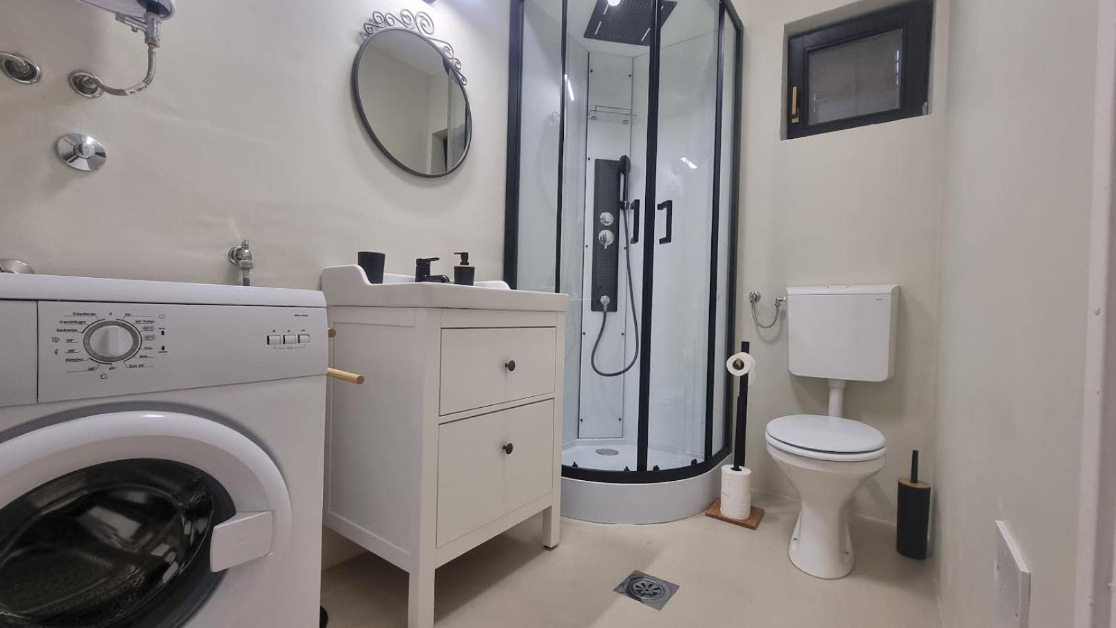 Apartments Vladan With Terrace Baska  Bagian luar foto